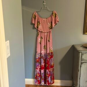 Aakaa off the shoulder floral (predominantly pink/red) tiered maxi dress size S